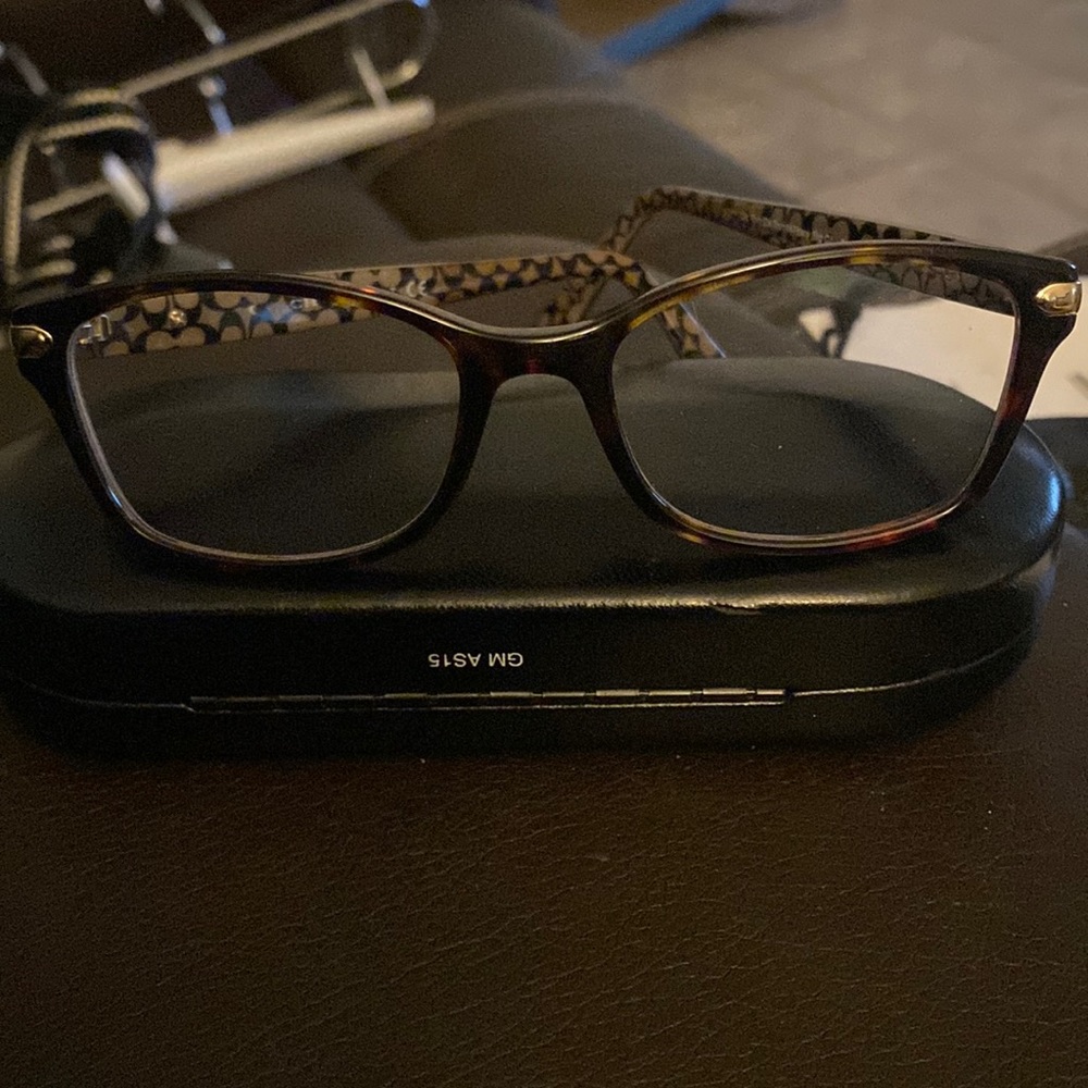 COACH FRAMES